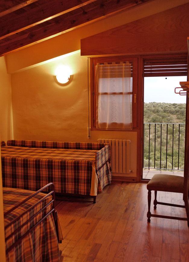 Hotel Bilanayur à Alberuela de la Liena Extérieur photo