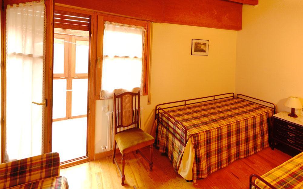 Hotel Bilanayur à Alberuela de la Liena Extérieur photo